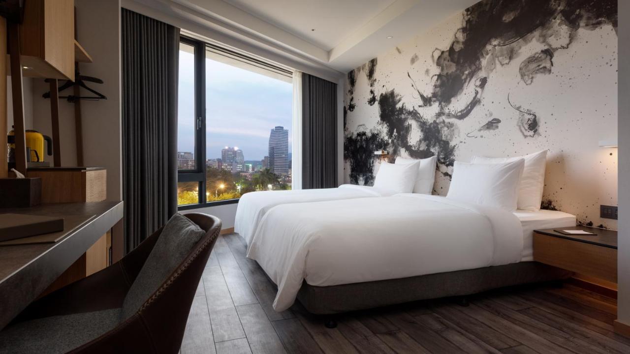 Brio Hotel Kaohsiung Exterior foto